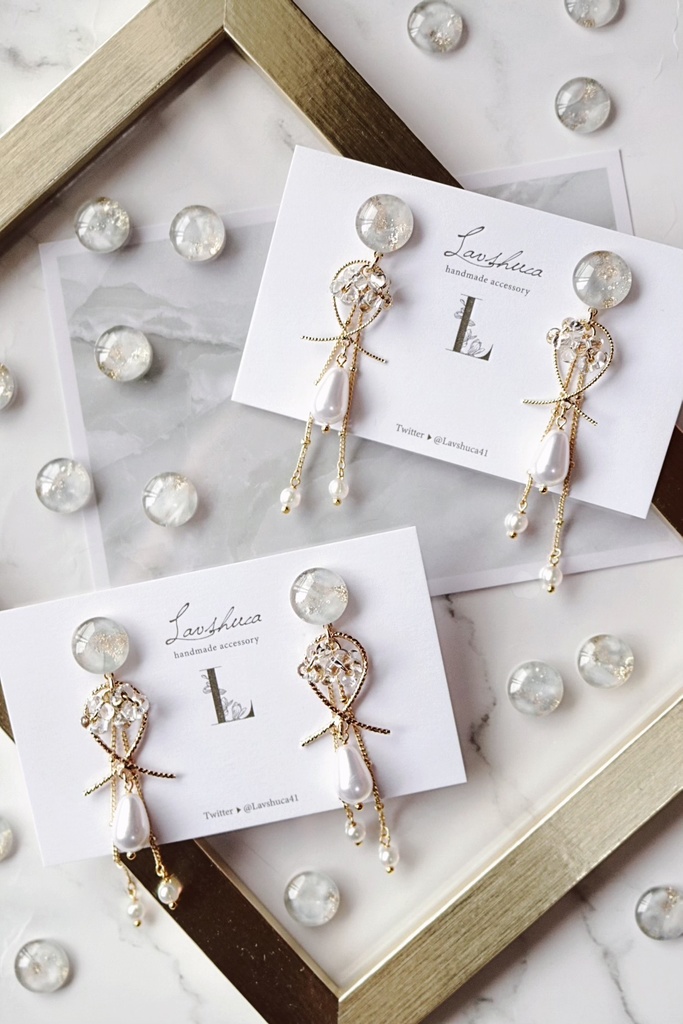 【7月】鶴丸国永　イメージピアス 