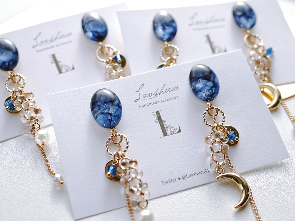 【12月】三日月宗近&鶴丸国永 イメージピアス