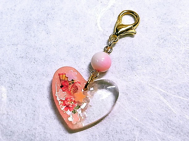 どこでもチャーム「可憐」