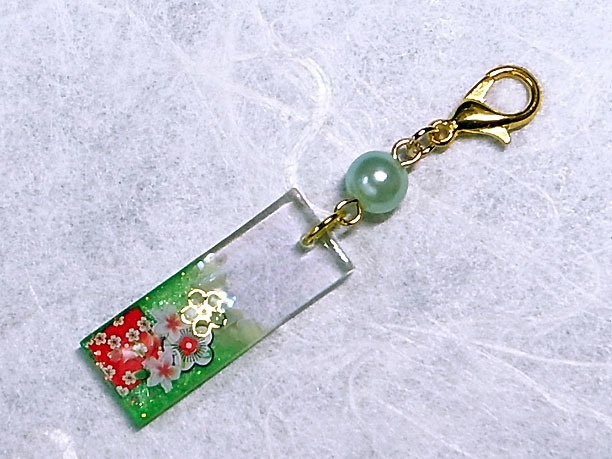 どこでもチャーム「華美」