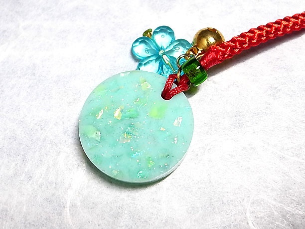 レジン根付「明珠」