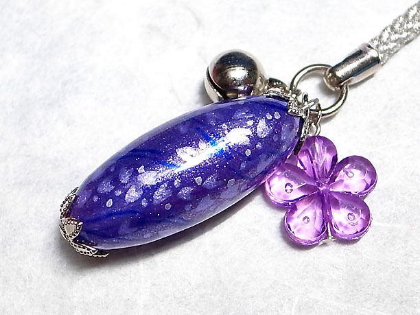 絵付けビーズ根付「仙楽」