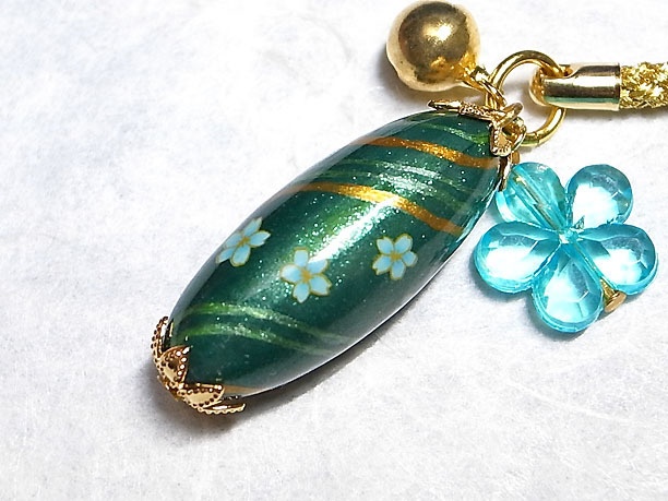 絵付けビーズ根付「仙楽」