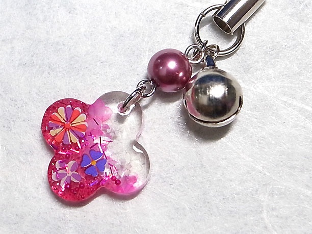 レジンストラップチャーム「花野」