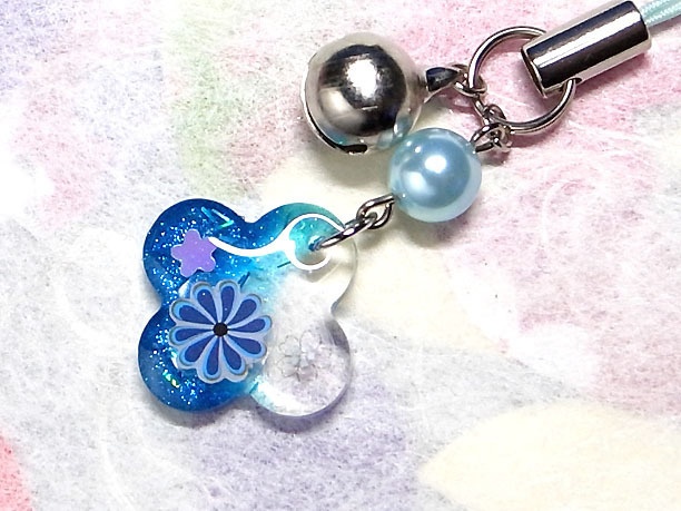 レジンストラップチャーム「花野」