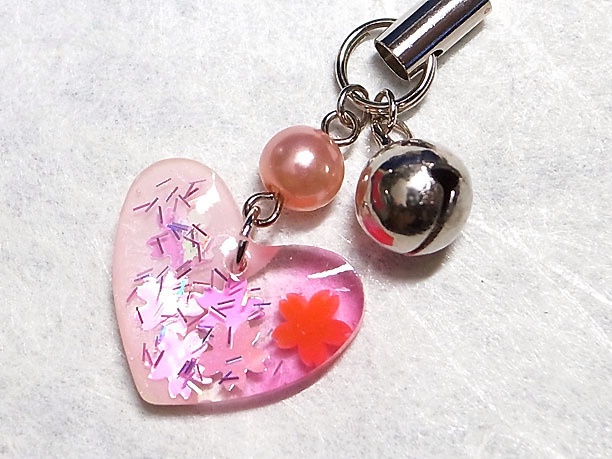 レジンストラップチャーム「ハート」