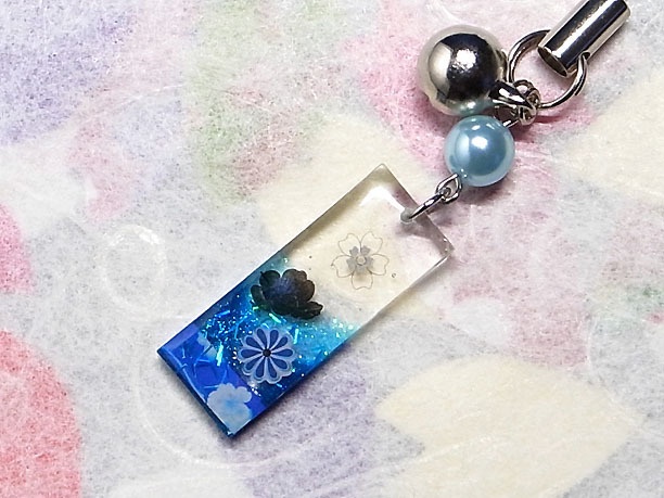 レジンストラップチャーム「久遠」