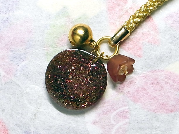 レジン根付「薫香」