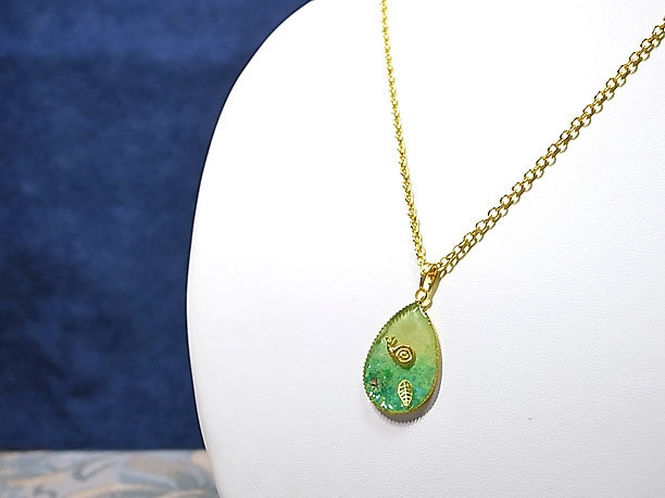 レジンペンダント「雫」