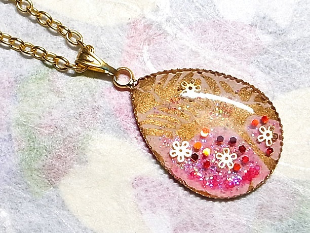 レジンペンダント「雫」