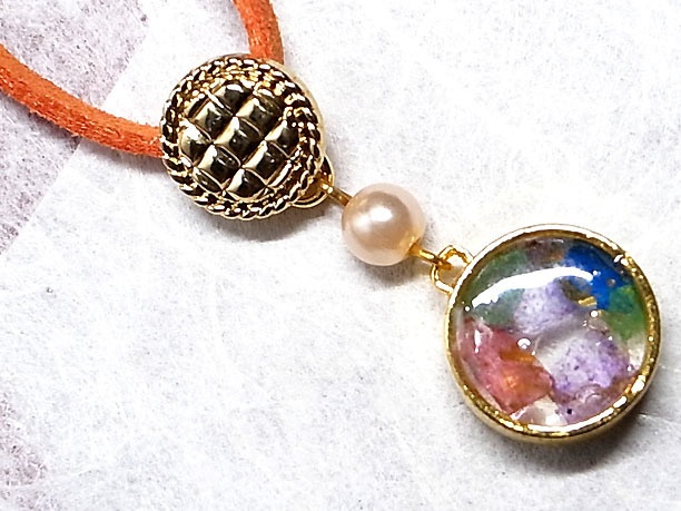 レジンペンダント「円丘」