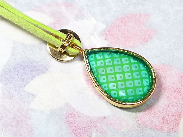 レジンペンダント「悠遠」