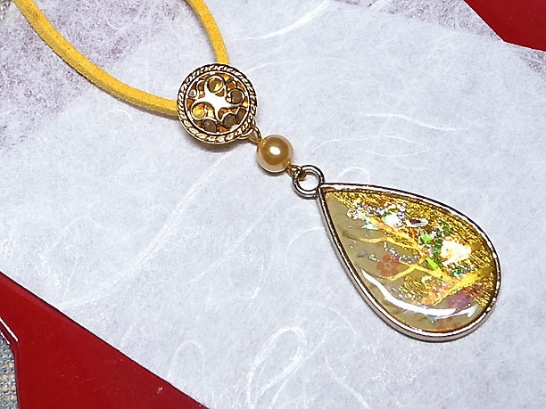 レジンペンダント「暁露」