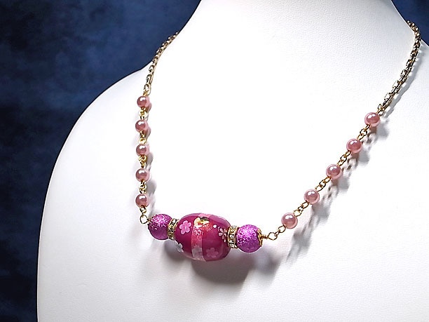 絵付けビーズネックレス「杖柱」