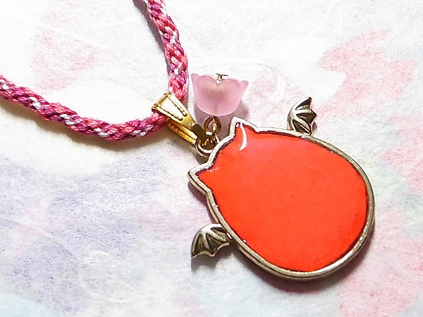 組みひもレジンペンダント「春霞」