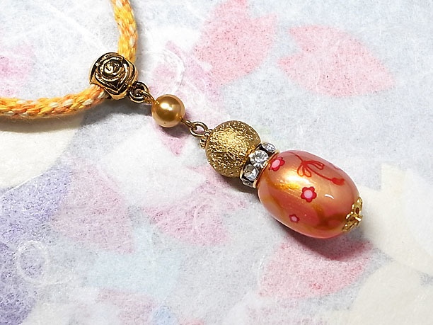 組みひも絵付けビーズペンダント「暁光」