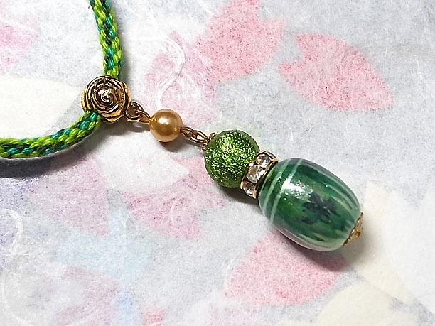 組みひも絵付けビーズペンダント「暁光」