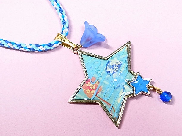 組みひもレジンペンダント「星彩」
