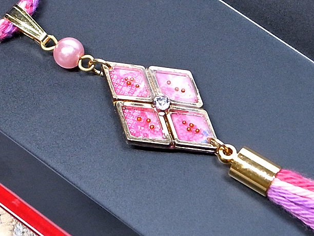 組みひもレジンペンダント「金風」