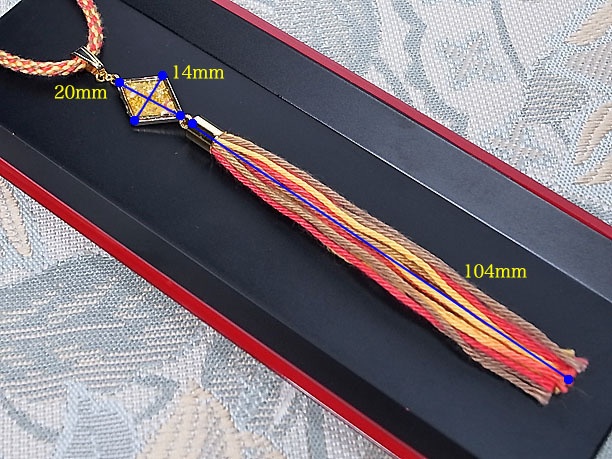 組みひもレジンペンダント「金風」