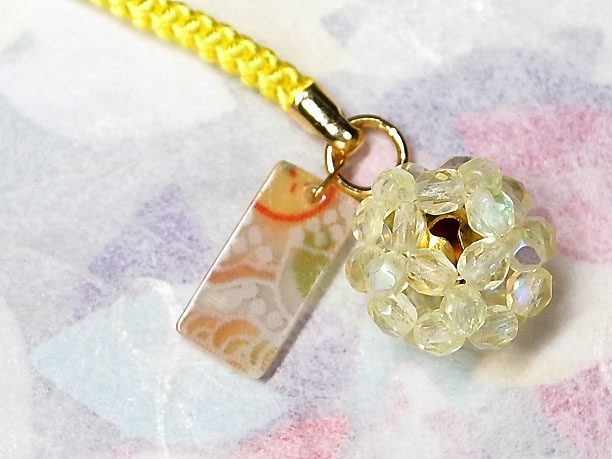 ビーズボール根付「飛輪」