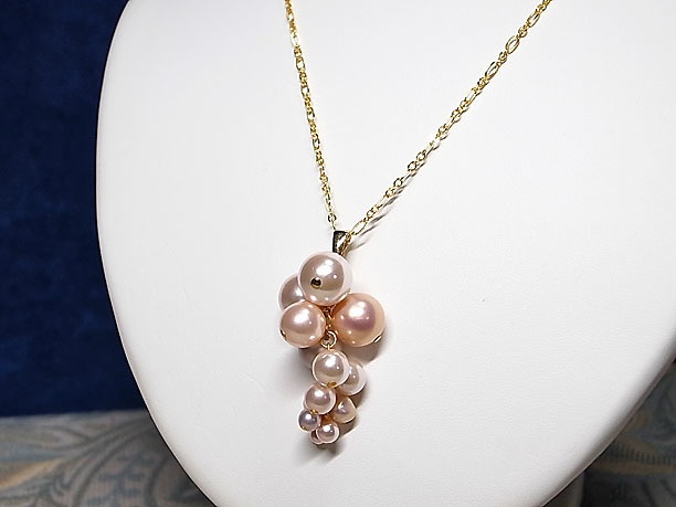 パールビーズペンダント「葡萄」