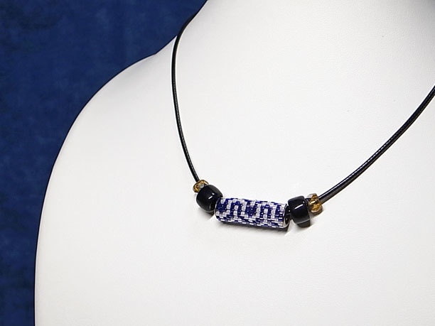 ローリングビーズペンダント「伝統文様」