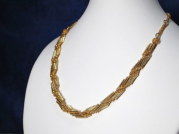 ビーズ・ネックレス「葛折」