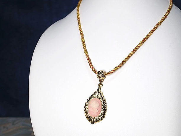 組みひもペンダント「求道」