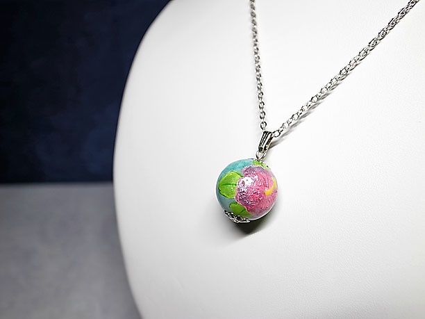 絵付けビーズペンダント「清淑」