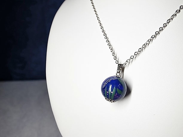 絵付けビーズペンダント「清淑」