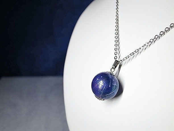 絵付けビーズペンダント「清淑」