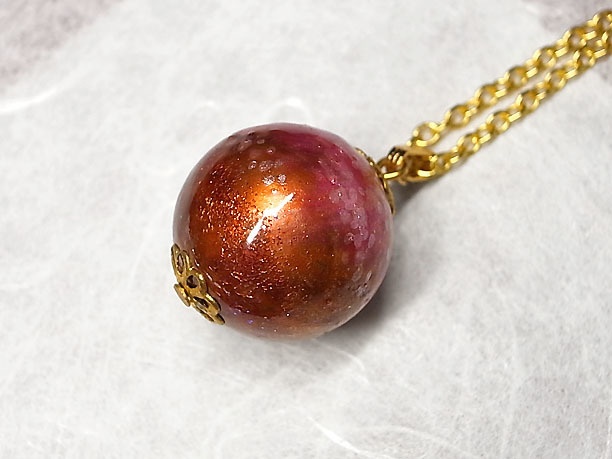 絵付けビーズペンダント「婉麗」