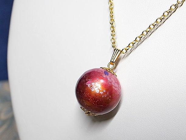 絵付けビーズペンダント「婉麗」