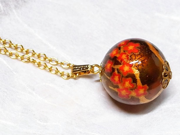 絵付けビーズペンダント「婉麗」