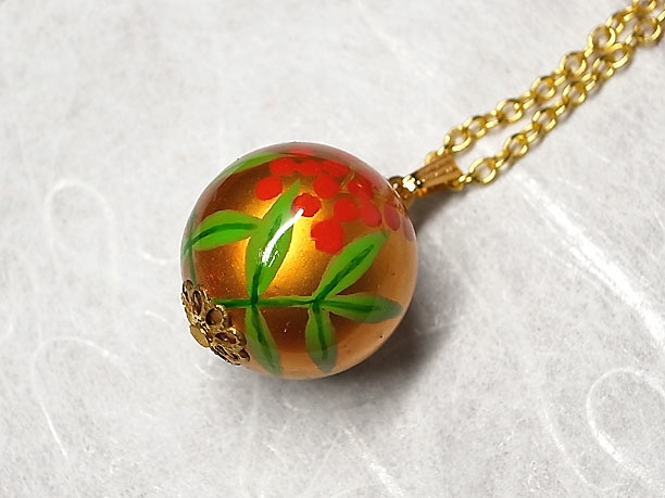 絵付けビーズペンダント「婉麗」