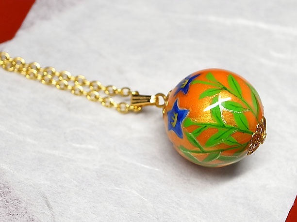 絵付けビーズペンダント「優艶」