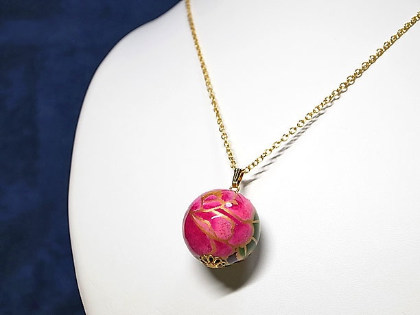 絵付けビーズペンダント「優艶」