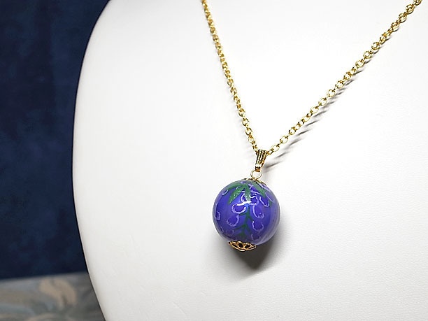 絵付けビーズペンダント「優艶」