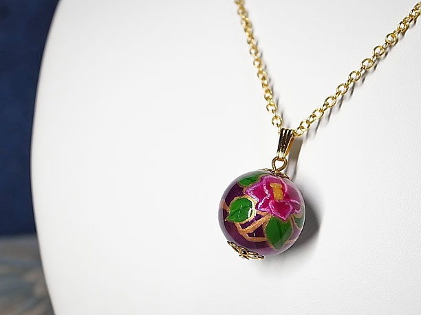 絵付けビーズペンダント「流麗」