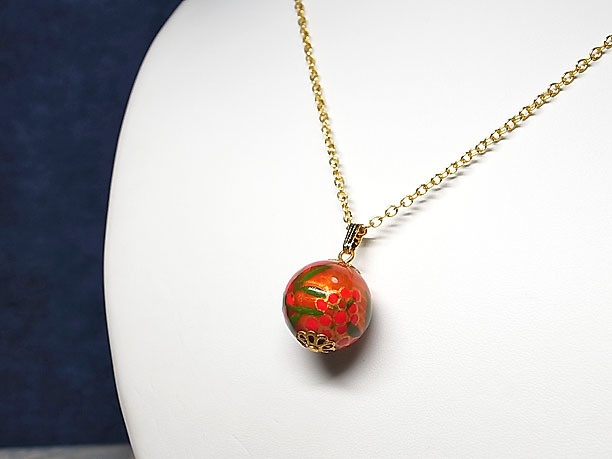 絵付けビーズペンダント「流麗」