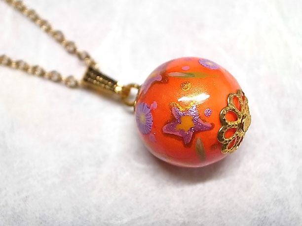 絵付けビーズペンダント「雅馴」