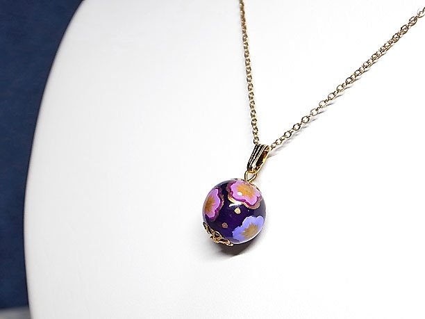 絵付けビーズペンダント「優々」