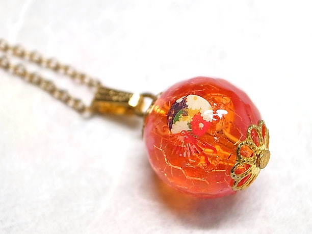 絵付けビーズペンダント「優々」