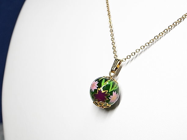 絵付けビーズペンダント「優々」