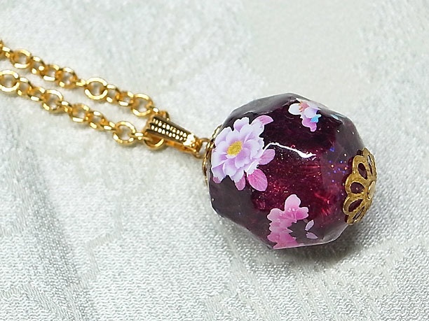 絵付けビーズペンダント「典麗」