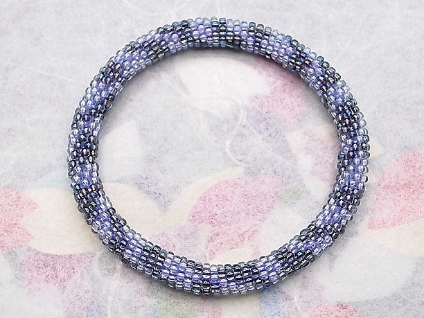 ビーズ・チューブクロッシェブレスレット「曙光」