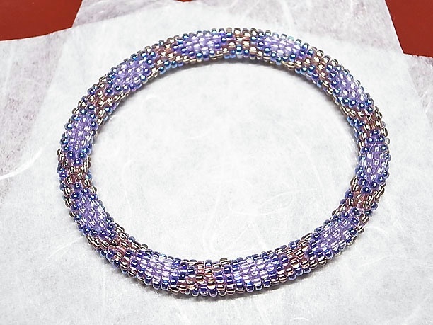 ビーズ・チューブクロッシェブレスレット「曙光」