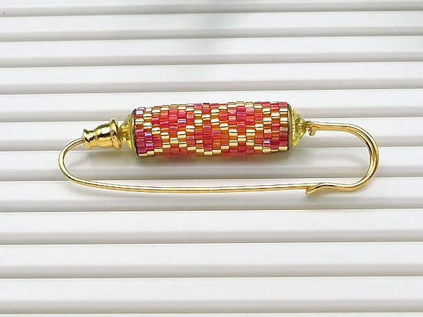 ローリングビーズ・ショールピン「門」