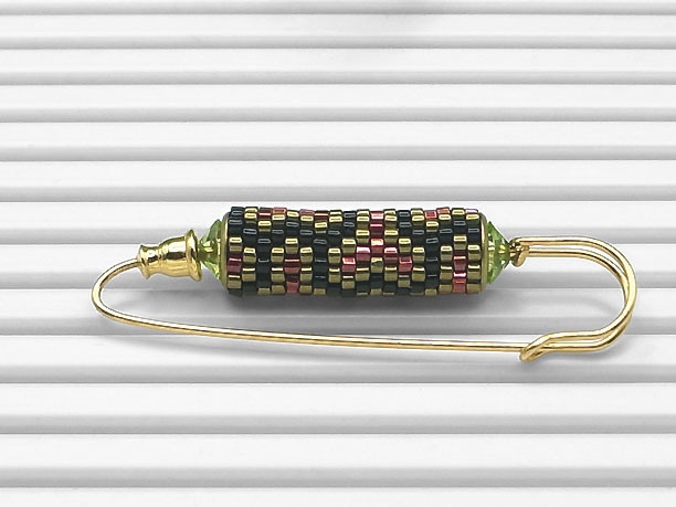 ローリングビーズ・ショールピン「明王」